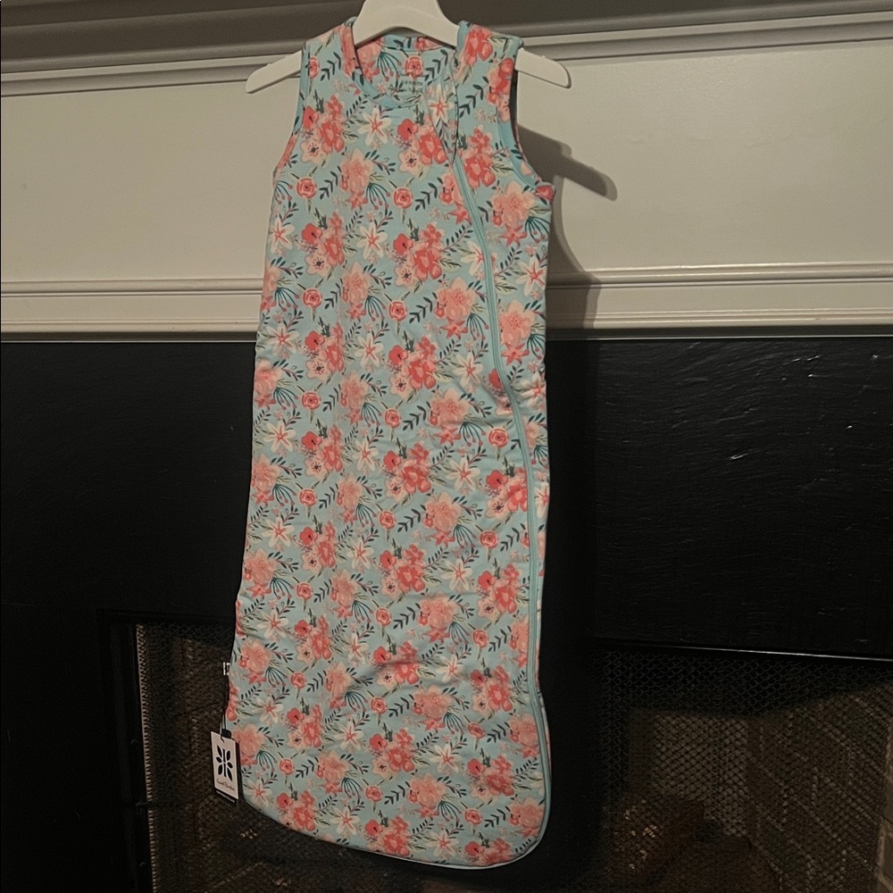 NWT Sweet Bamboo Sleep Sack Size 0-9 Months